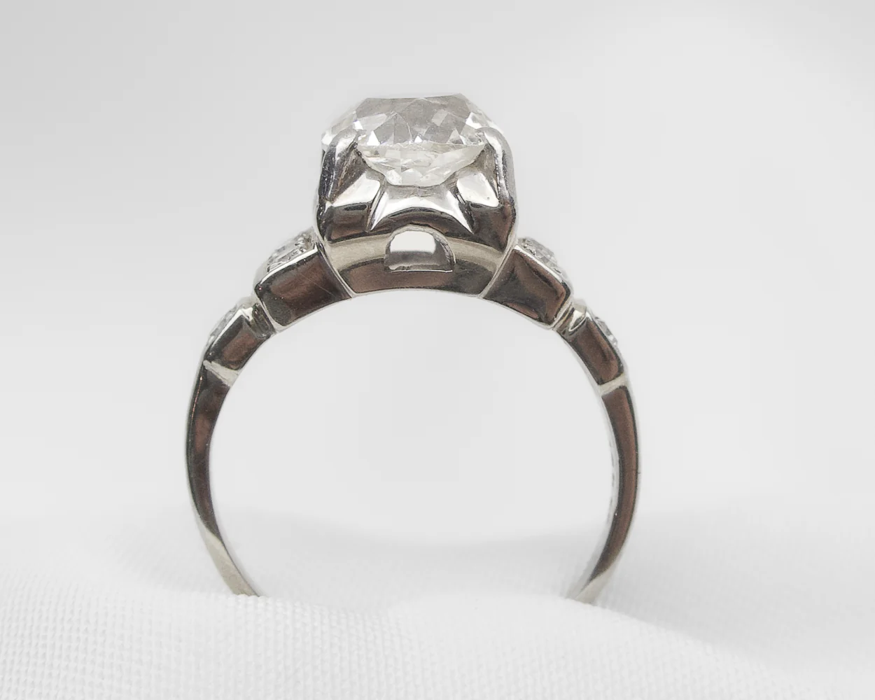 Art Deco 1.52-Carat Diamond Ring - Image 3