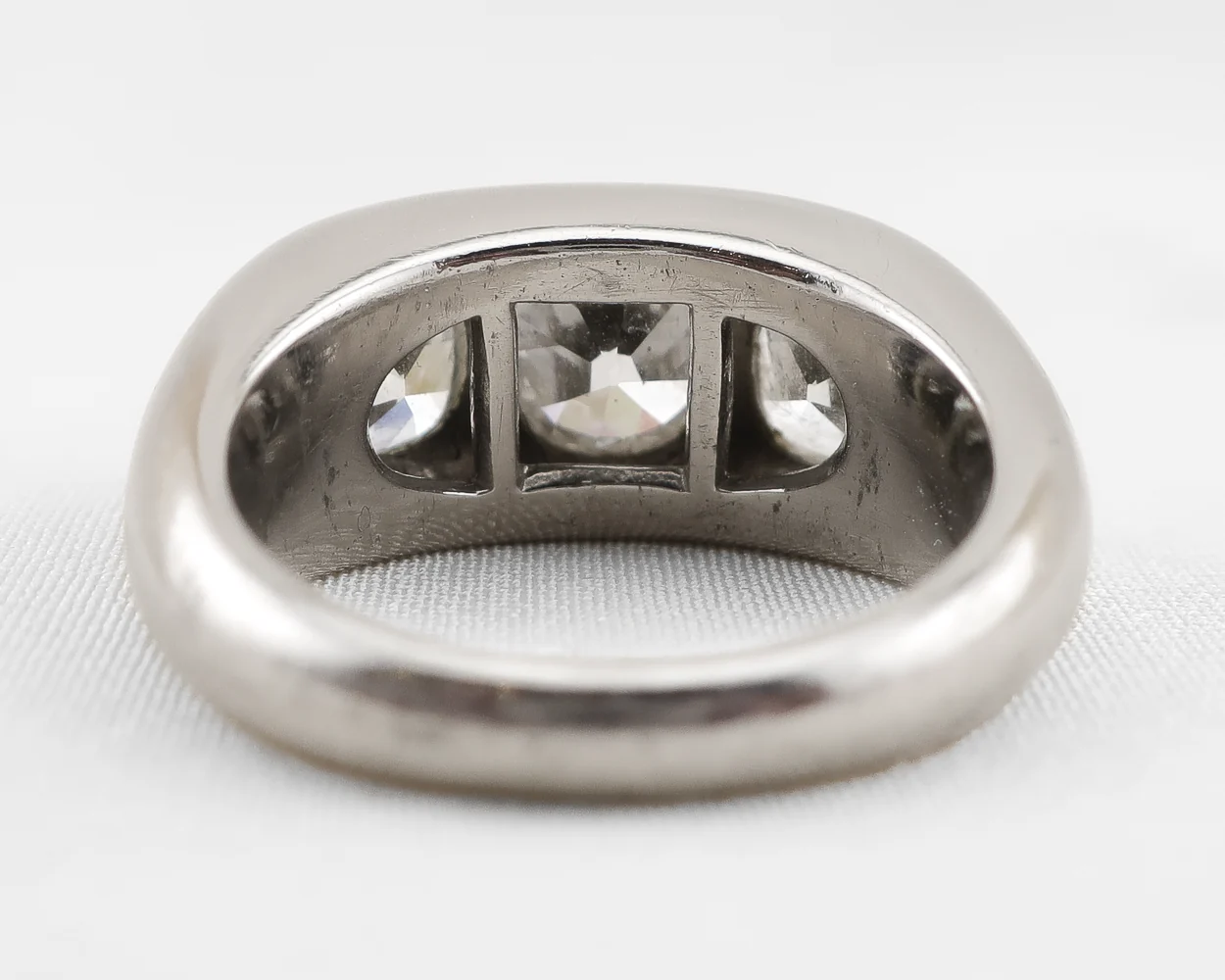 Art Deco Old Mine-Cut Diamond Band - Image 2