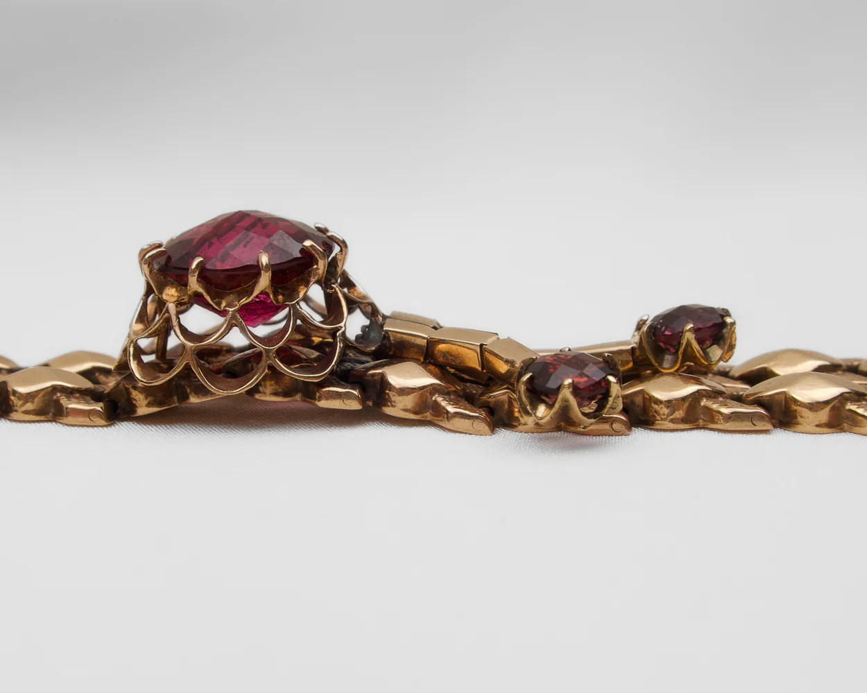 Retro Link Bracelet with Tourmalines - Image 3