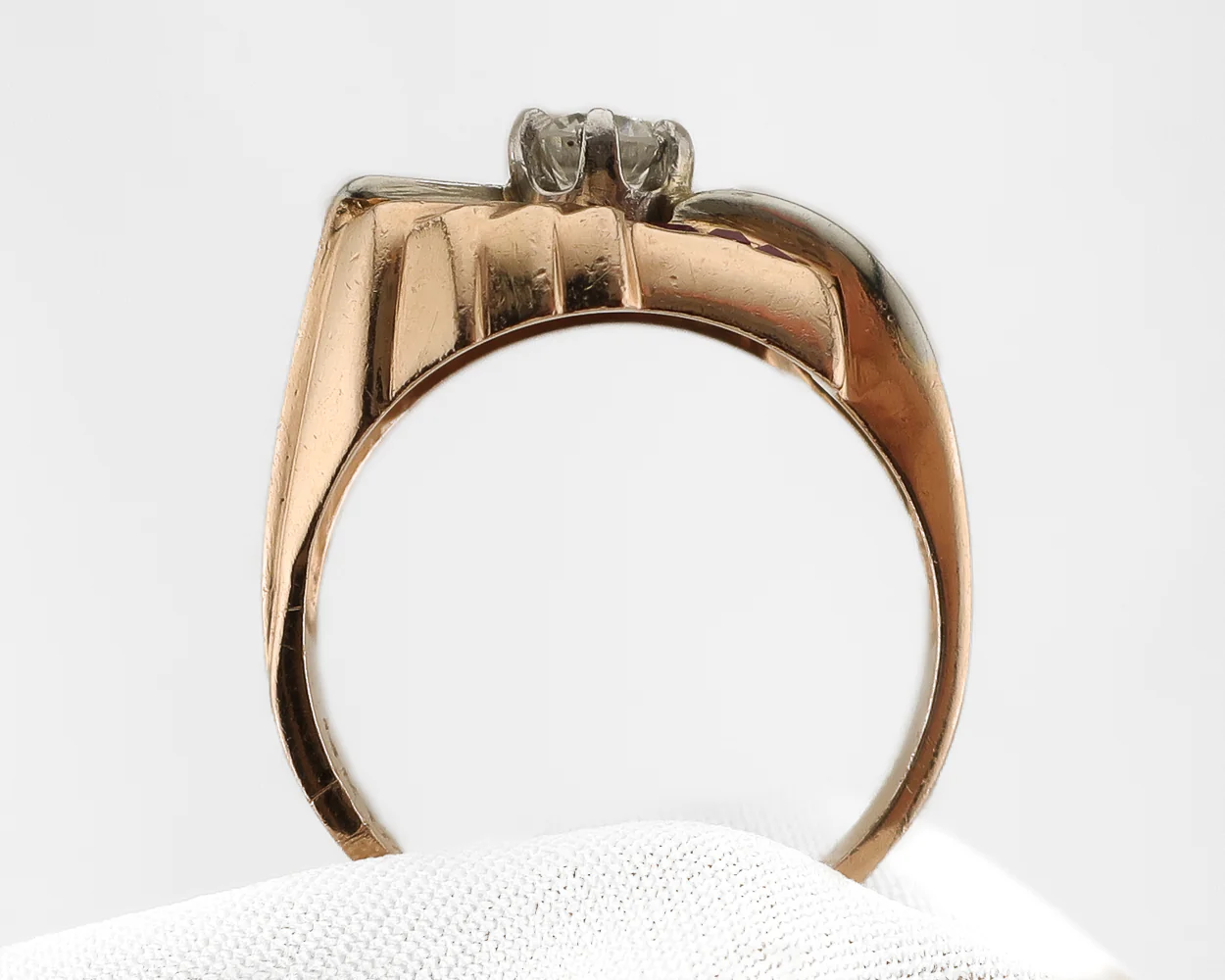 Retro Ruby & Diamond Ring - Image 3