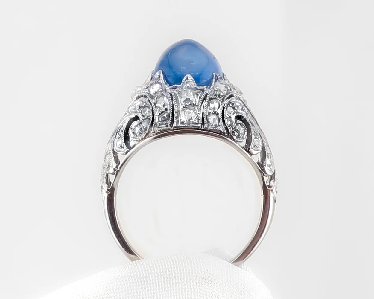 Edwardian French Sapphire Filigree Ring - Image 2